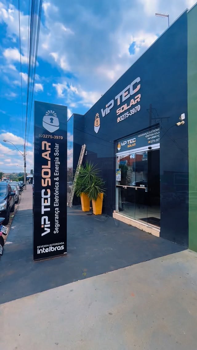 Fachada da loja VIP TEC Solar